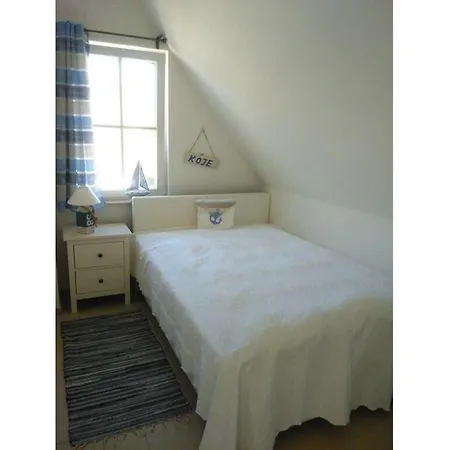 Apartment House Rider Glowe